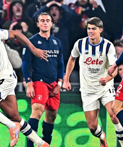 Atalanta in extremis, il Genoa crolla in 10 uomini solo al 94′