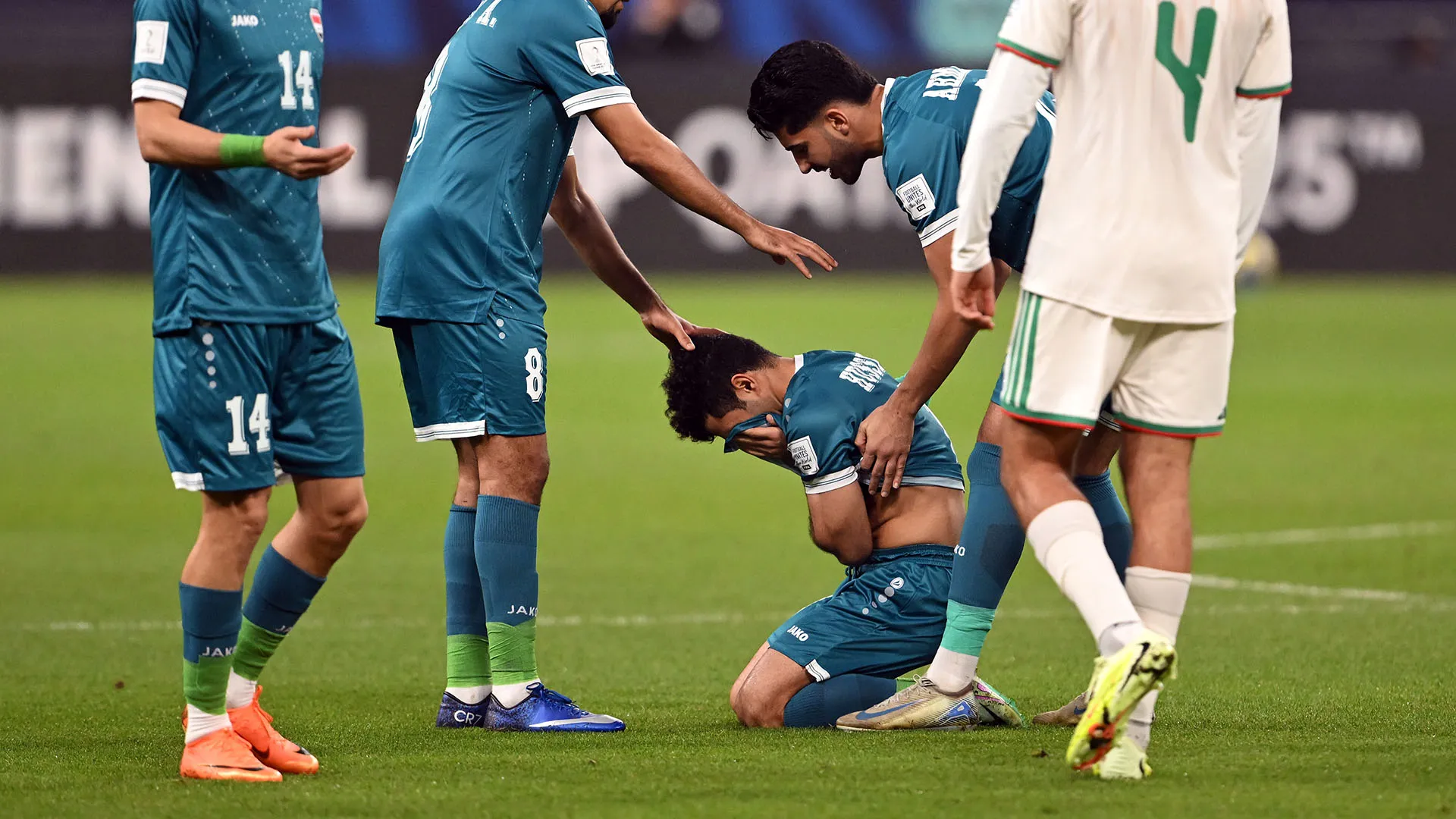 La partita di Hussein Al Saedi contro l'Algeria è durata solo 5 minuti
