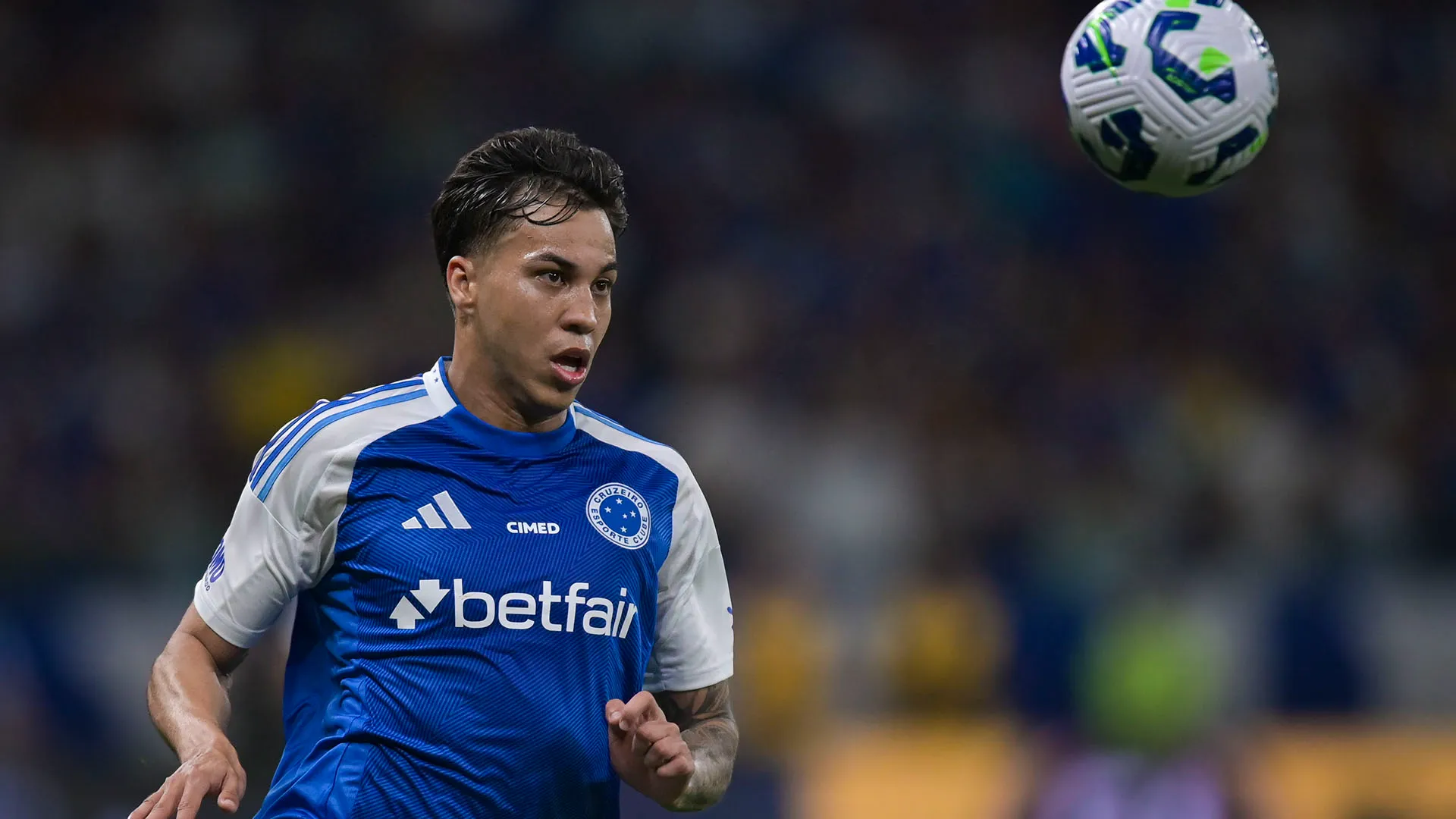 Oltre al Bayern Monaco, anche Bayer Leverkusen, West Ham, Aston Villa e Milan sarebbero sulle sue tracce