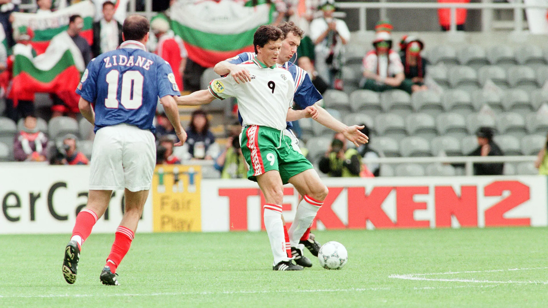 Le condizioni dell'ex stella della Bulgaria Ljuboslav Penev si sono aggravate