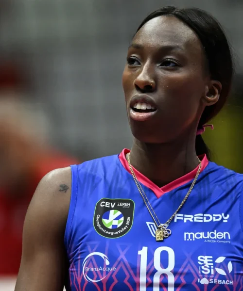 Milano, vittoria e sorpasso su Chieri: Egonu MVP