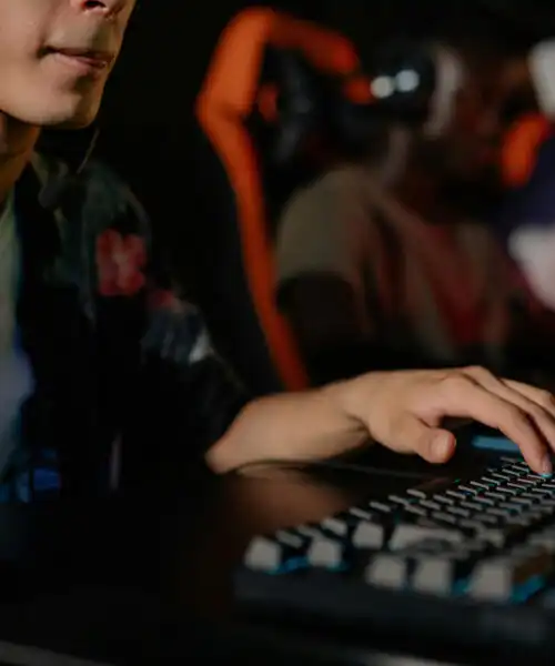 Skin delle armi di Counter-Strike vs. skin di Call of Duty: chi offre una personalizzazione migliore?