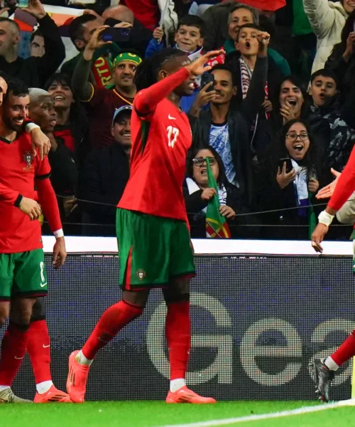 Bayern Monaco, emissari in Portogallo per il fortissimo difensore. Immagini