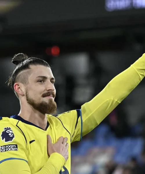 Tre italiane in corsa per Radu Dragusin