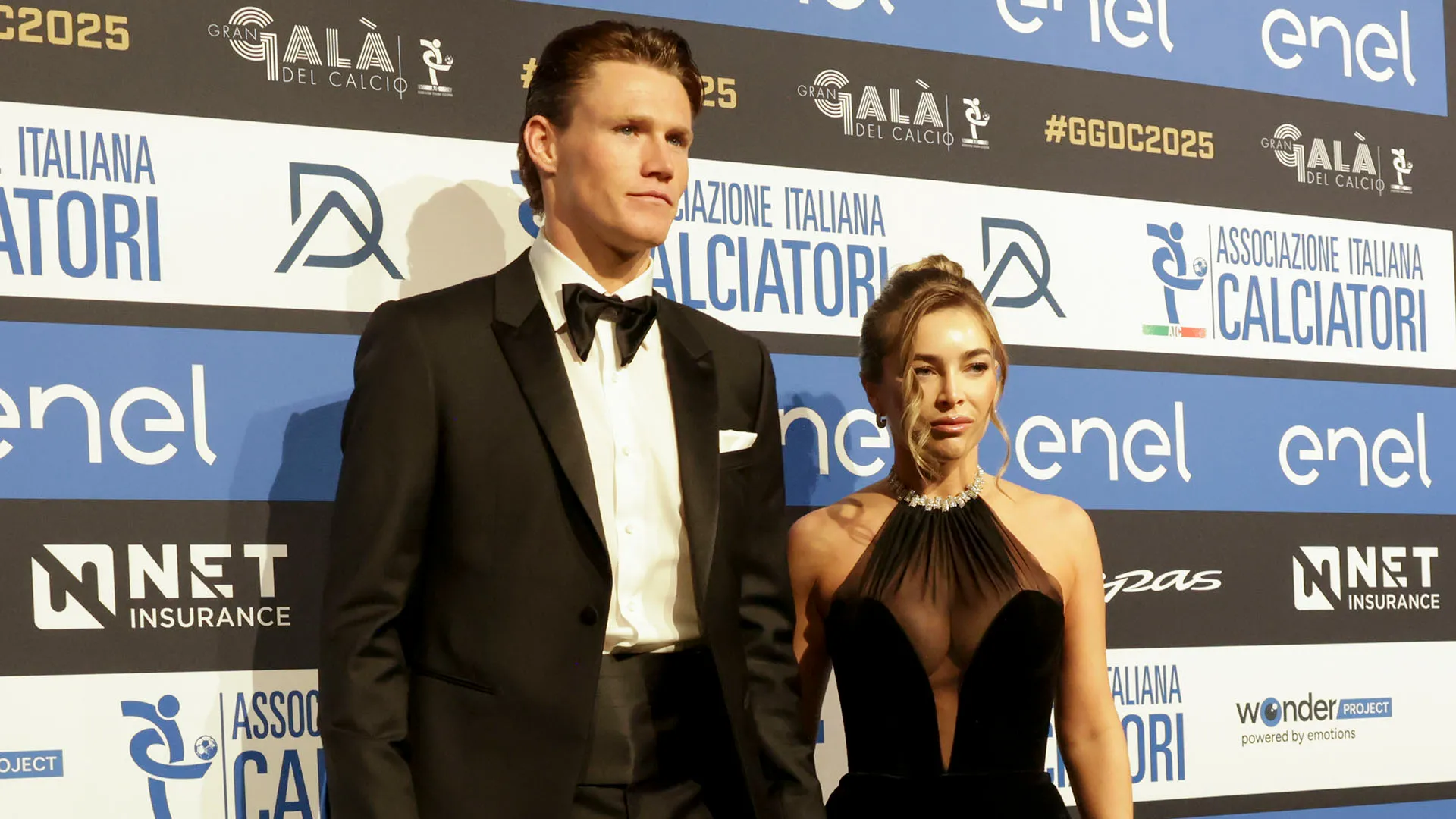 Il campione del Napoli ha ricevuto il premio di miglior giocatore del campionato di Serie A