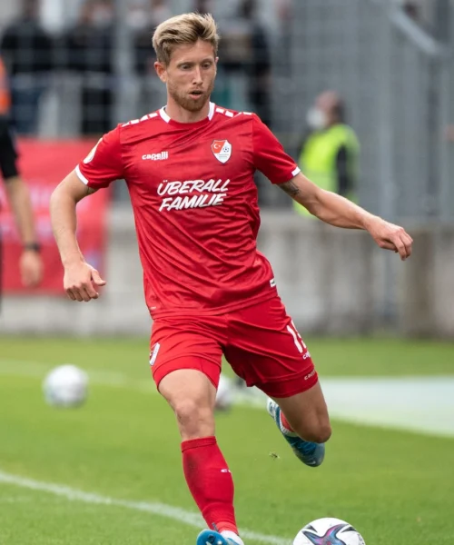 Addio al calciatore tedesco Sebastian Hertner: aveva solo 34 anni