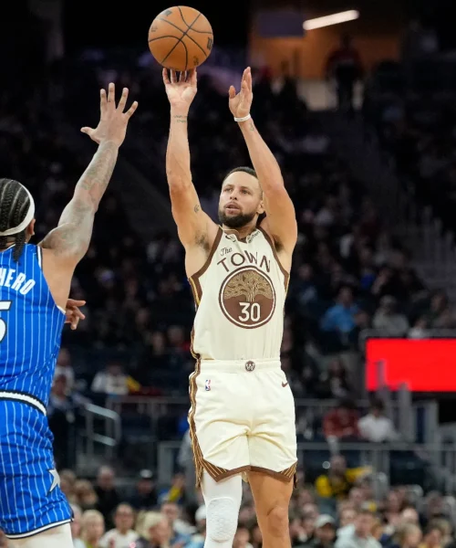 NBA: Curry abbatte Orlando, bene OKC, rimonta folle di Boston