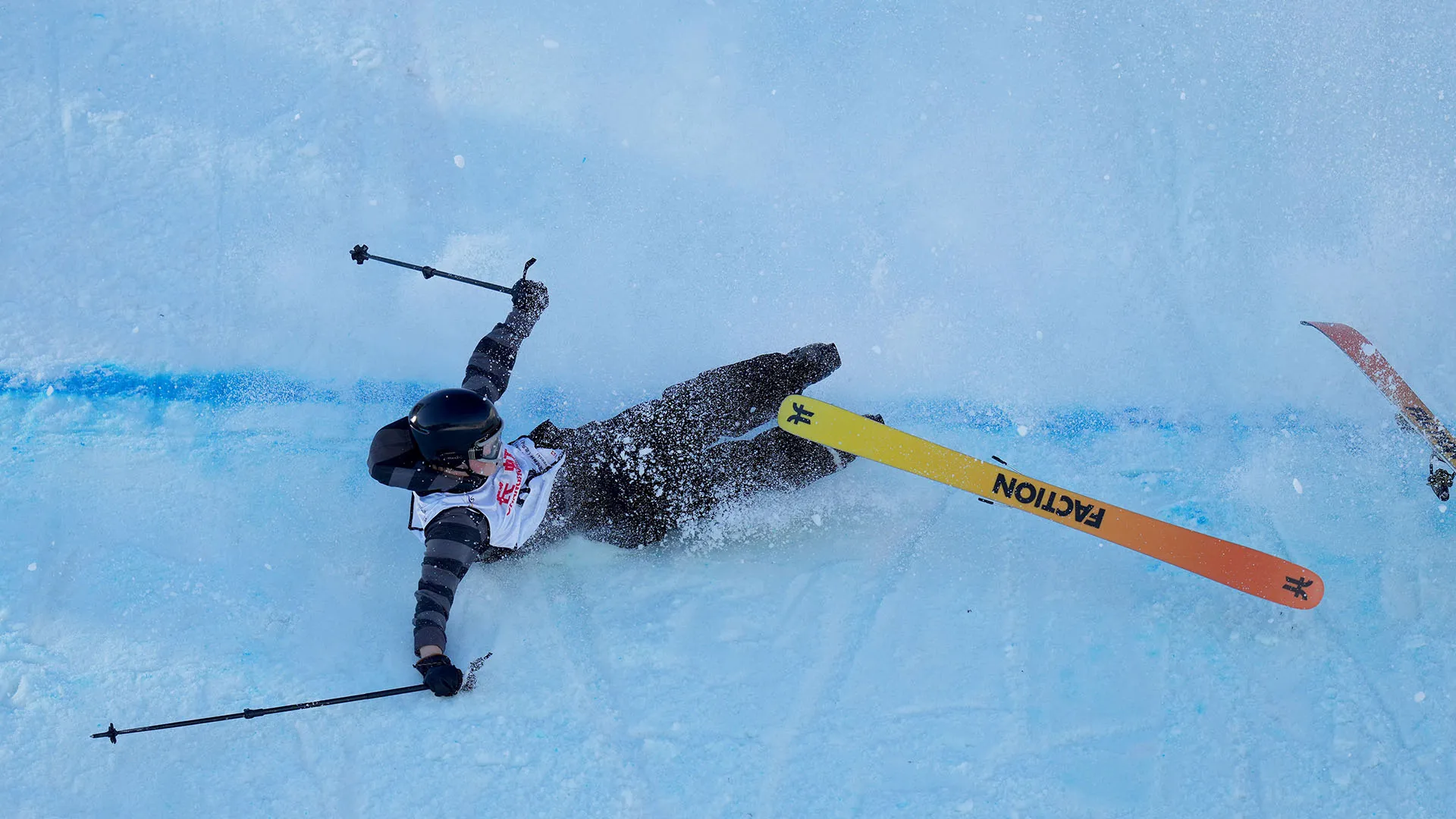 Rovinosa caduta per Tormod Frostad, le foto

