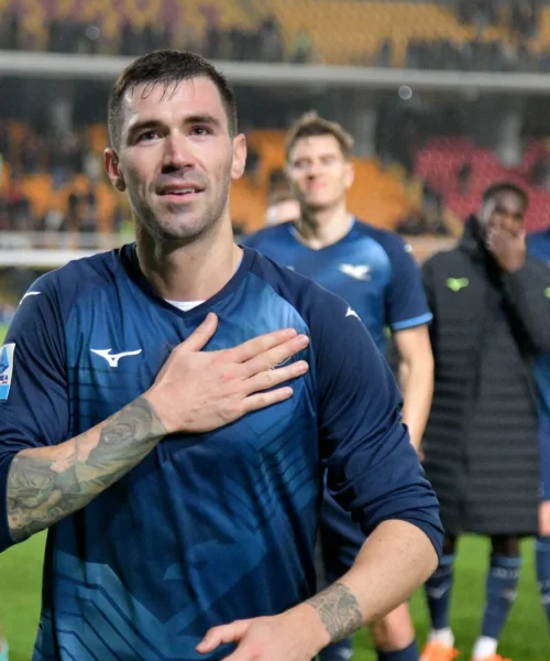 Caos Lazio, Romagnoli saluta tutti ma la nota del club ribalta la situazione