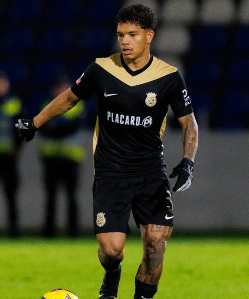 Mercato Genoa, spunta un nome nuovo per il centrocampo