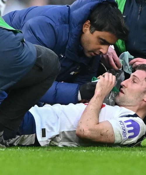 Al campione serve l’ossigeno dopo il bruttissimo infortunio! Immagini
