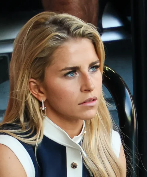 La modella è più nervosa del fidanzato polemico (e perdente): le foto