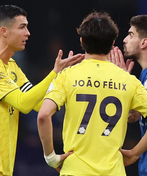 Cristiano Ronaldo litiga con il suo grande amico durante la partita: foto