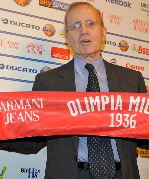 L’Olimpia Milano e Dan Peterson festeggiano 90 anni da leggende