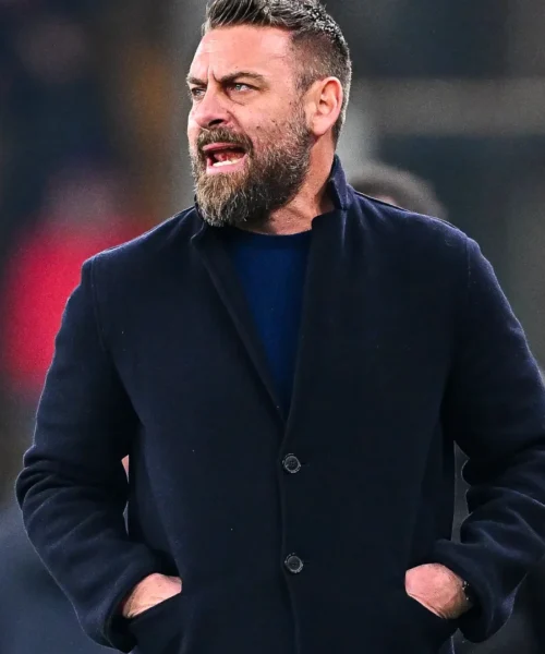 Genoa, Daniele De Rossi strizza l’occhio a un cagliaritano: “In panchina ma è fortissimo”