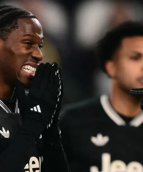 Mercato Juventus, sirene inglesi per Jonathan David e un altro bianconero