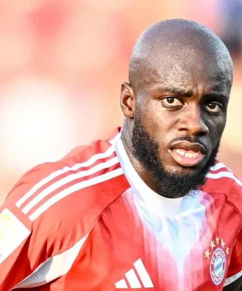 Upamecano ancora non dice sì al Bayern: due club vogliono approfittarne