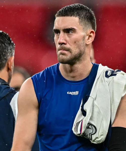 Mercato Juventus, il Milan torna in corsa per Dusan Vlahovic