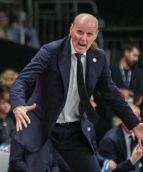 Altro ko, Dusko Ivanovic conta i falli della Virtus Bologna