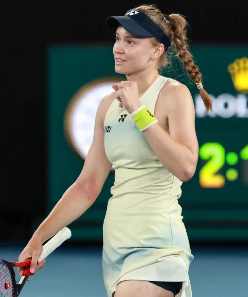 Australian Open, Elena Rybakina regina a sorpresa: Aryna Sabalenka crolla sul più bello