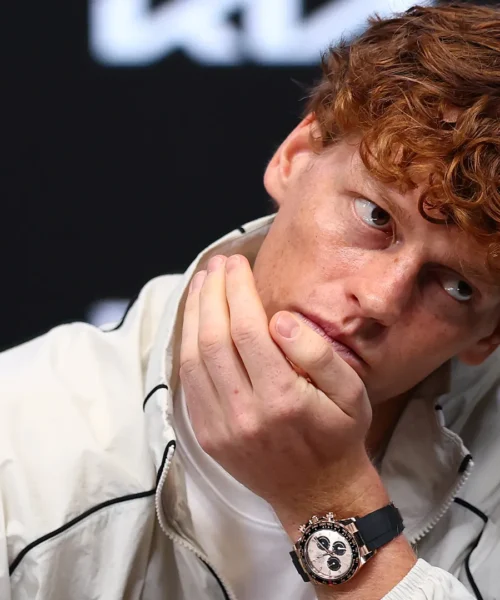 “E’ il peggiore di tutti”: per Jannik Sinner arriva una sonora bocciatura, ma non è colpa sua