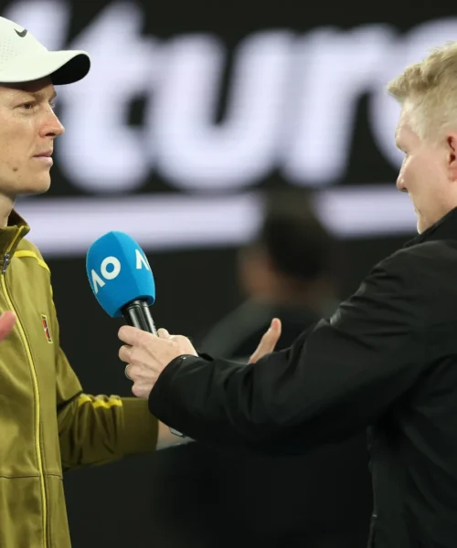 Jannik Sinner si trova un altro difetto dopo avere schiantato Ben Shelton