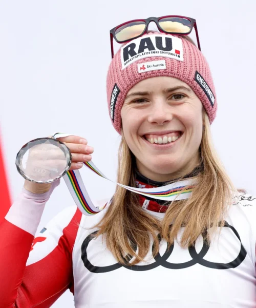 Un’altra campionessa costretta a saltare le Olimpiadi di Milano Cortina: le foto