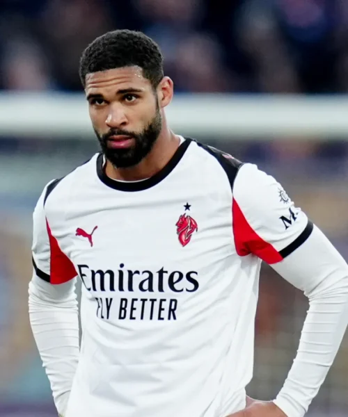 Mercato Milan, Loftus-Cheek ai saluti: rossoneri a caccia dell’ultimo rinforzo, è un ex Juve