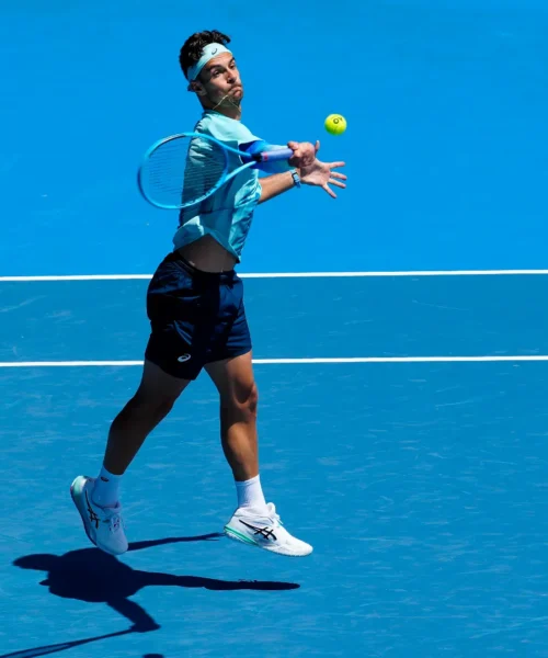 Lorenzo Musetti, esordio vincente agli Australian Open: ora derby con Lorenzo Sonego