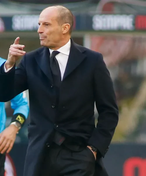 Mercato Milan, non solo Mateta: giorni decisivi per l’arrivo di un nuovo difensore