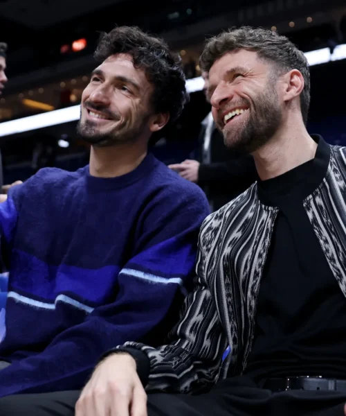 Sfilata di stelle a Berlino per la super sfida NBA: immagini