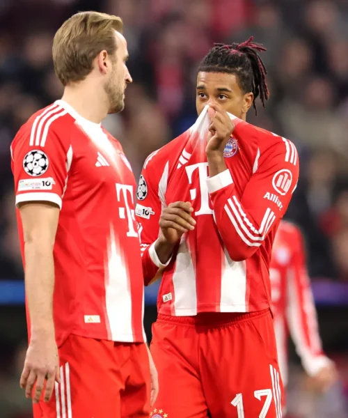 Bayern Monaco, l’ansia cresce: c’è un’offerta per Michael Olise. Foto