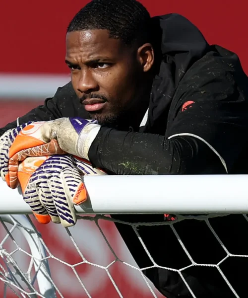 Mercato Milan, appuntamento decisivo con l’agente di Mike Maignan