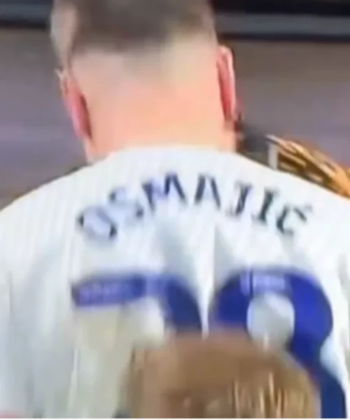 Prende a testate l’avversario: le foto dell’ennesima follia di Osmajic