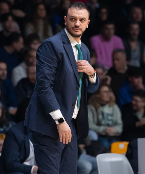 Cantù esonera Nicola Brienza, c’è già un favorito per la panchina