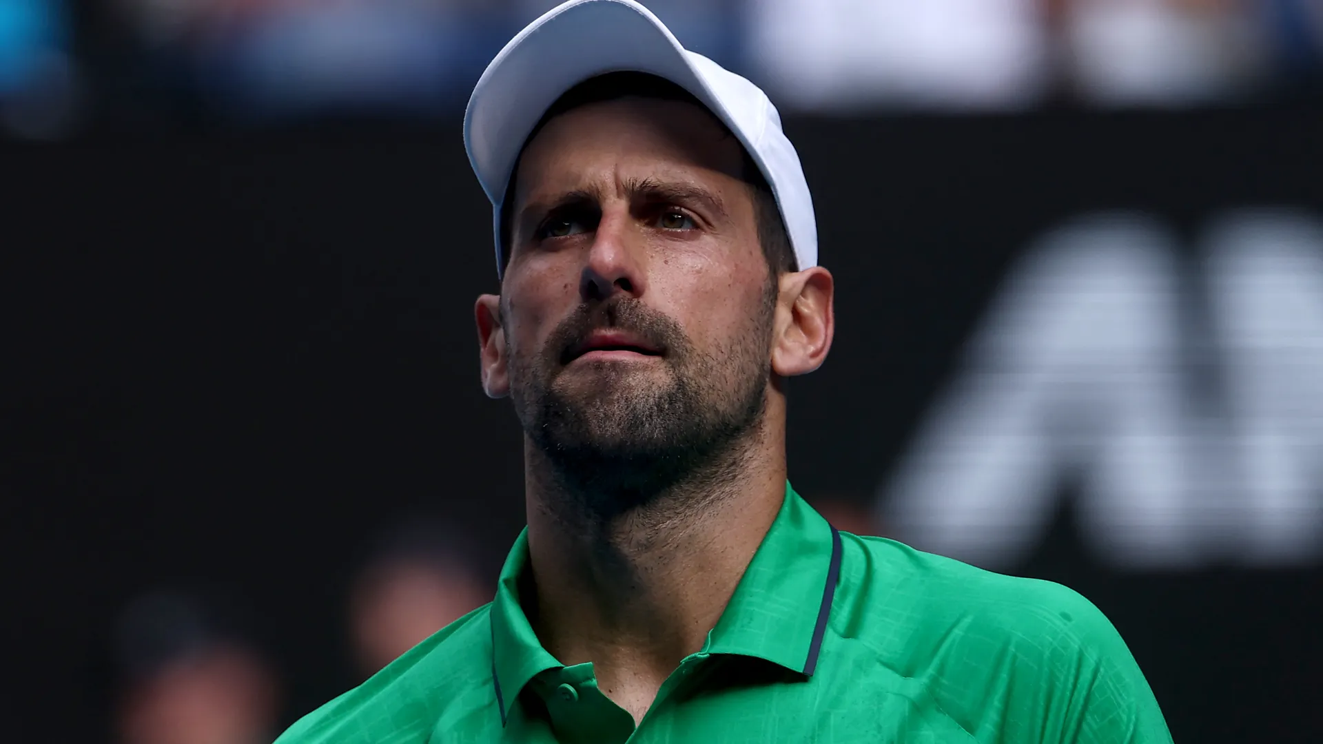 Novak Djokovic sbotta su Jannik Sinner e Carlos Alcaraz davanti ai giornalisti