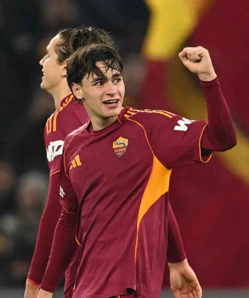 Pisilli trascina la Roma sotto gli occhi di Totti, Stoccarda ko all’Olimpico