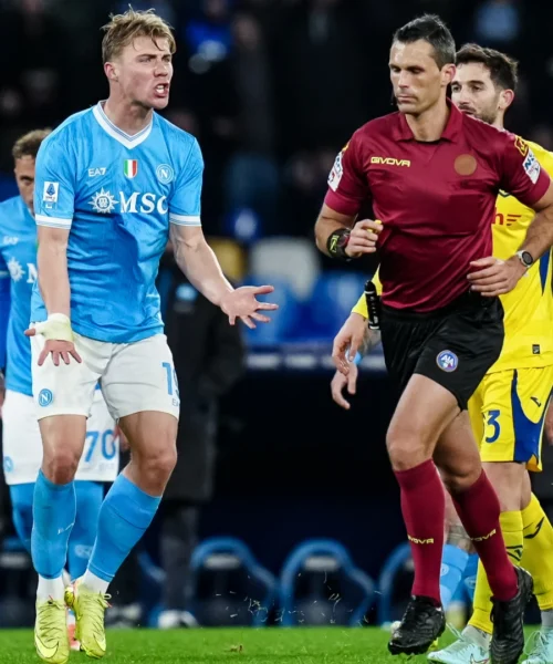 Arbitri e VAR, polemica infinita: il Napoli rincara la dose