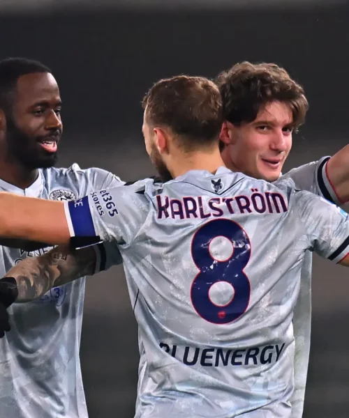 Botta e risposta in tre minuti, poi l’Udinese sbanca Verona