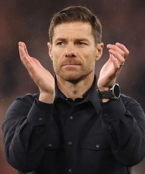 Xabi Alonso “tradito” da due ex compagni di squadra: dubbi sul suo arrivo a Liverpool
