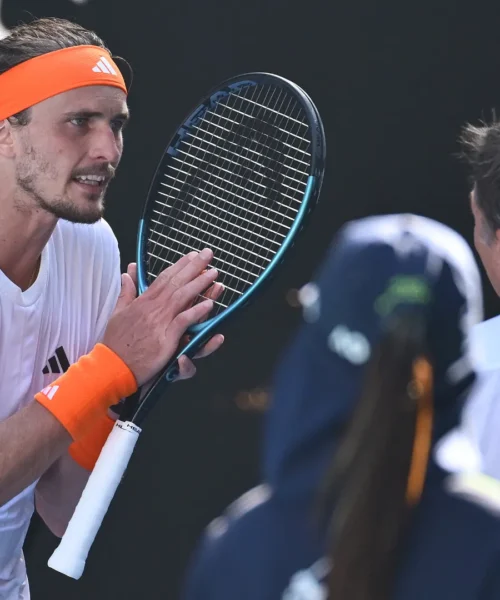 Zverev in pieno match fa un clamoroso sfogo su Sinner e Alcaraz : le foto