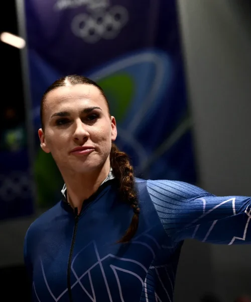 Doppia carriera per la splendida Adele Nicoll, le sue foto