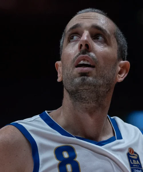 Brescia passa a Milano e allunga sull’Olimpia