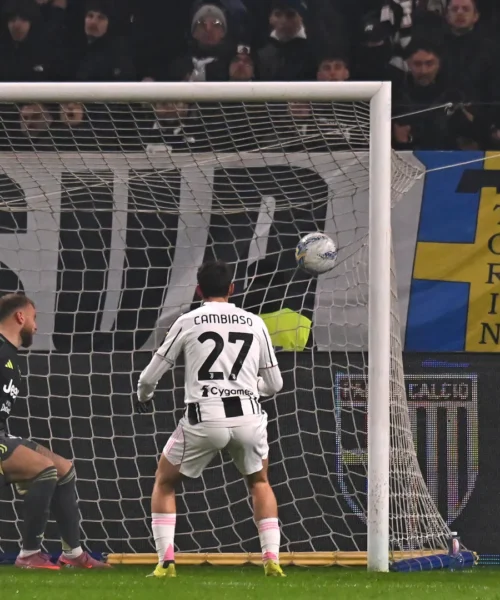 Cambiaso, il clamoroso autogol di tacco fa infuriare i tifosi della Juve