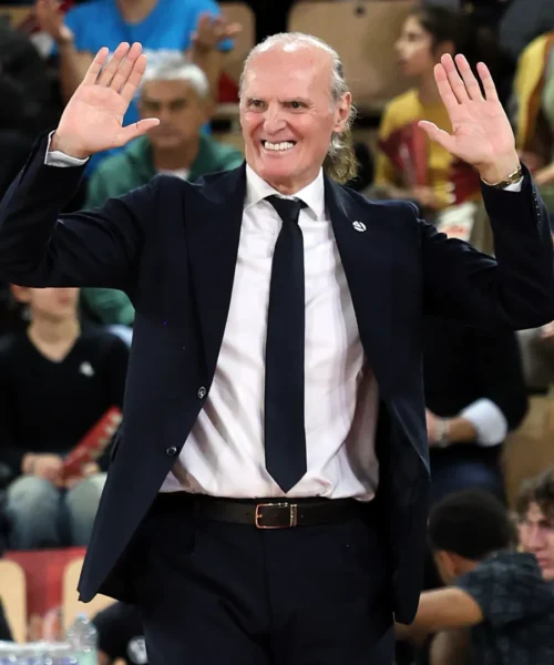 Virtus Bologna batte Olimpia Milano: Ivanovic esulta, Poeta non cerca alibi