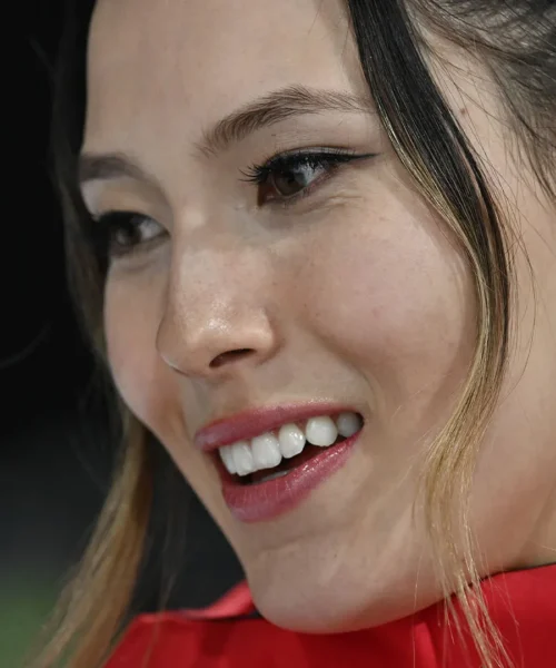 Straordinaria Eileen Gu, le foto della splendida atleta