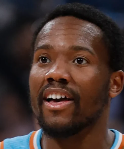 Pesaro, risoluzione immediata per Kay Felder