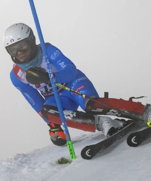 Milano Cortina 2026, l’ex campionessa feroce con la giovane sciatrice italiana: “Andava lasciata a casa”