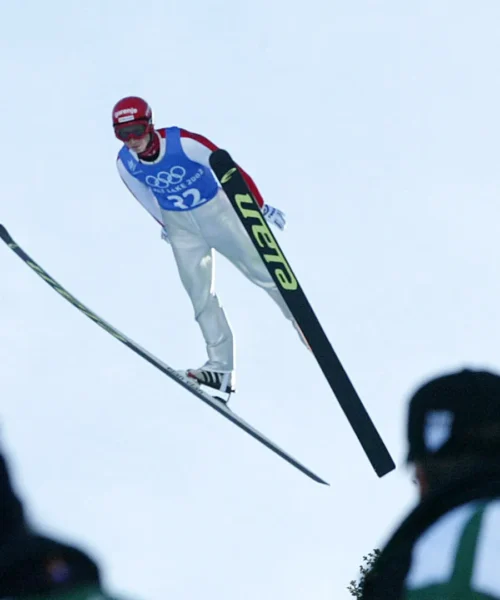 Allenatore cacciato dalle Olimpiadi: “Mi scuso con tutti”