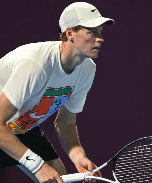 Jannik Sinner riparte da Tomas Machac: il tabellone dell’ATP 500 di Doha